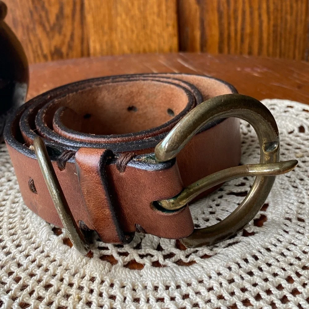 100% Leather Belt Brown with Pewter Buckle 35” inches EUC.